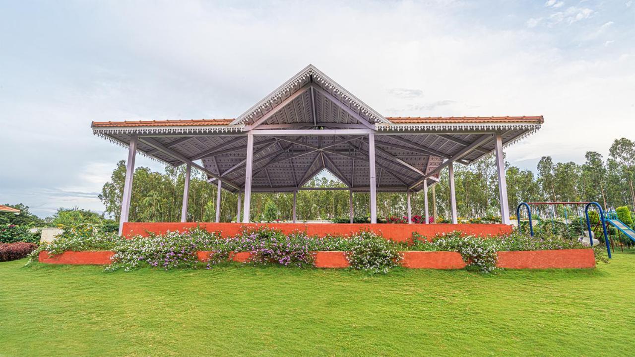 Fiestaa Resort N Events Venue Devanahalli Exteriér fotografie